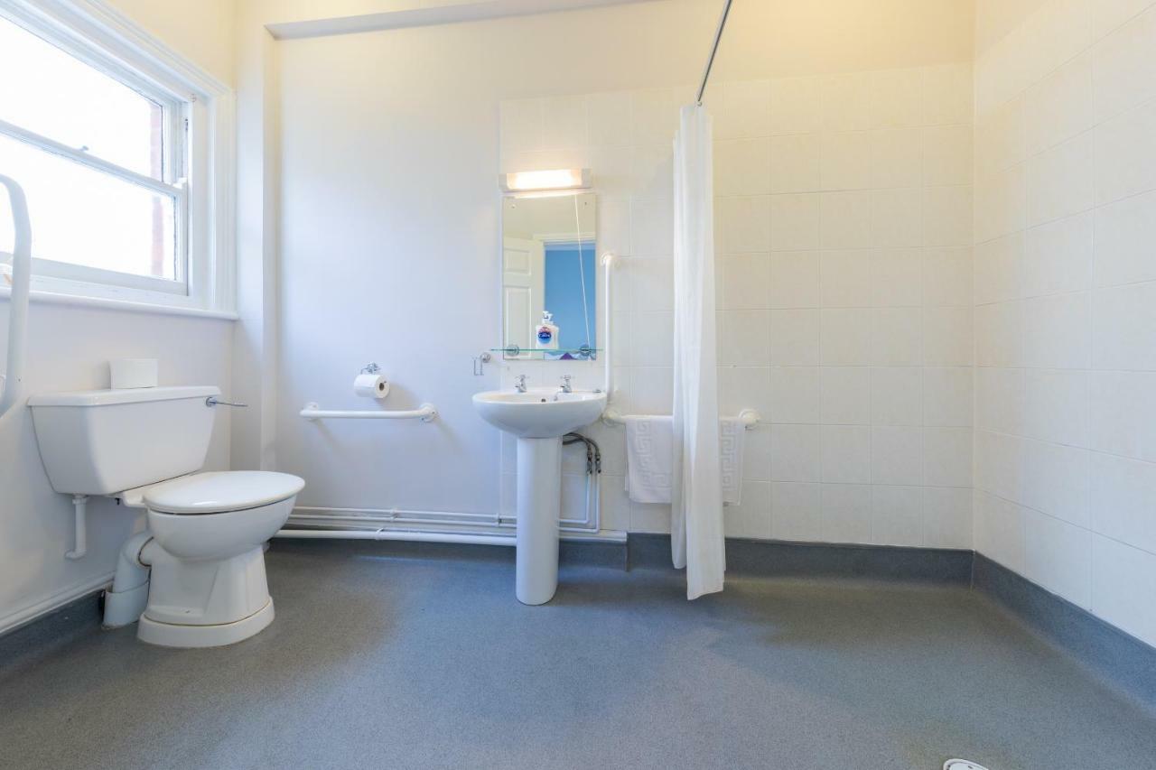 The Clee Hotel - Cleethorpes, Grimsby, Lincolnshire エクステリア 写真